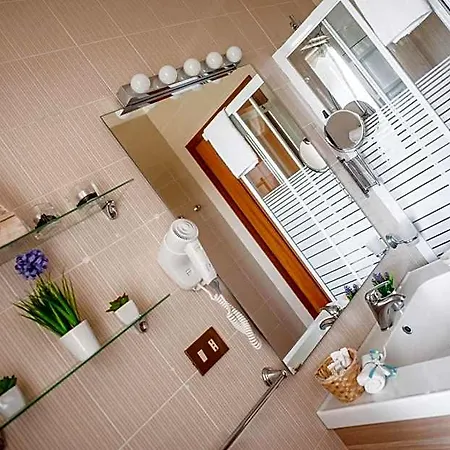 Pompei Suite 4*